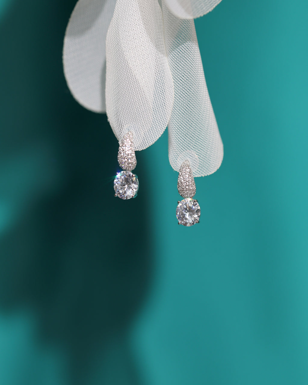 Cercei din argint rodiat si moissanit Celest Drop