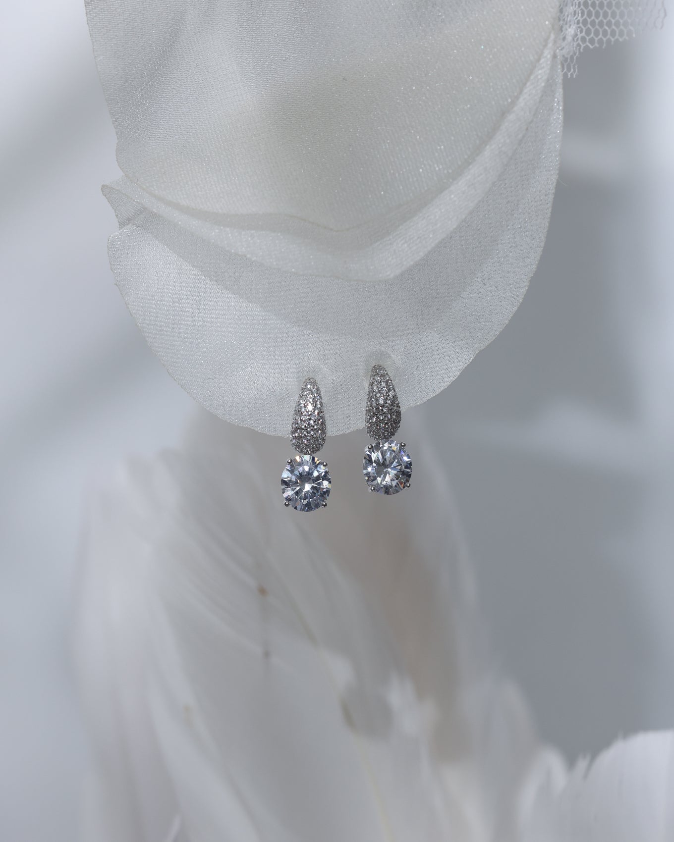 Cercei din argint rodiat si moissanit Celest Drop