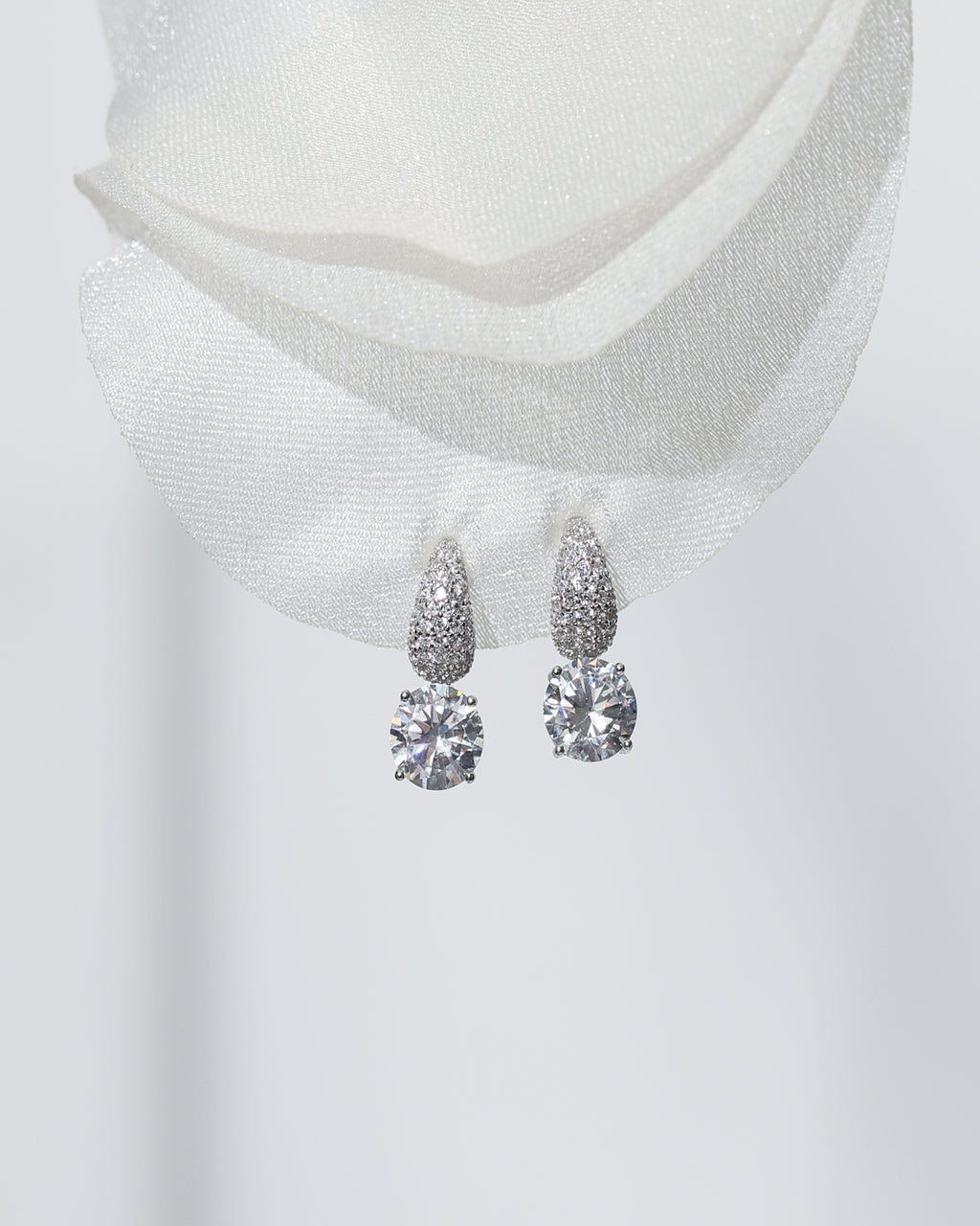 Cercei din argint rodiat si moissanit Celest Drop