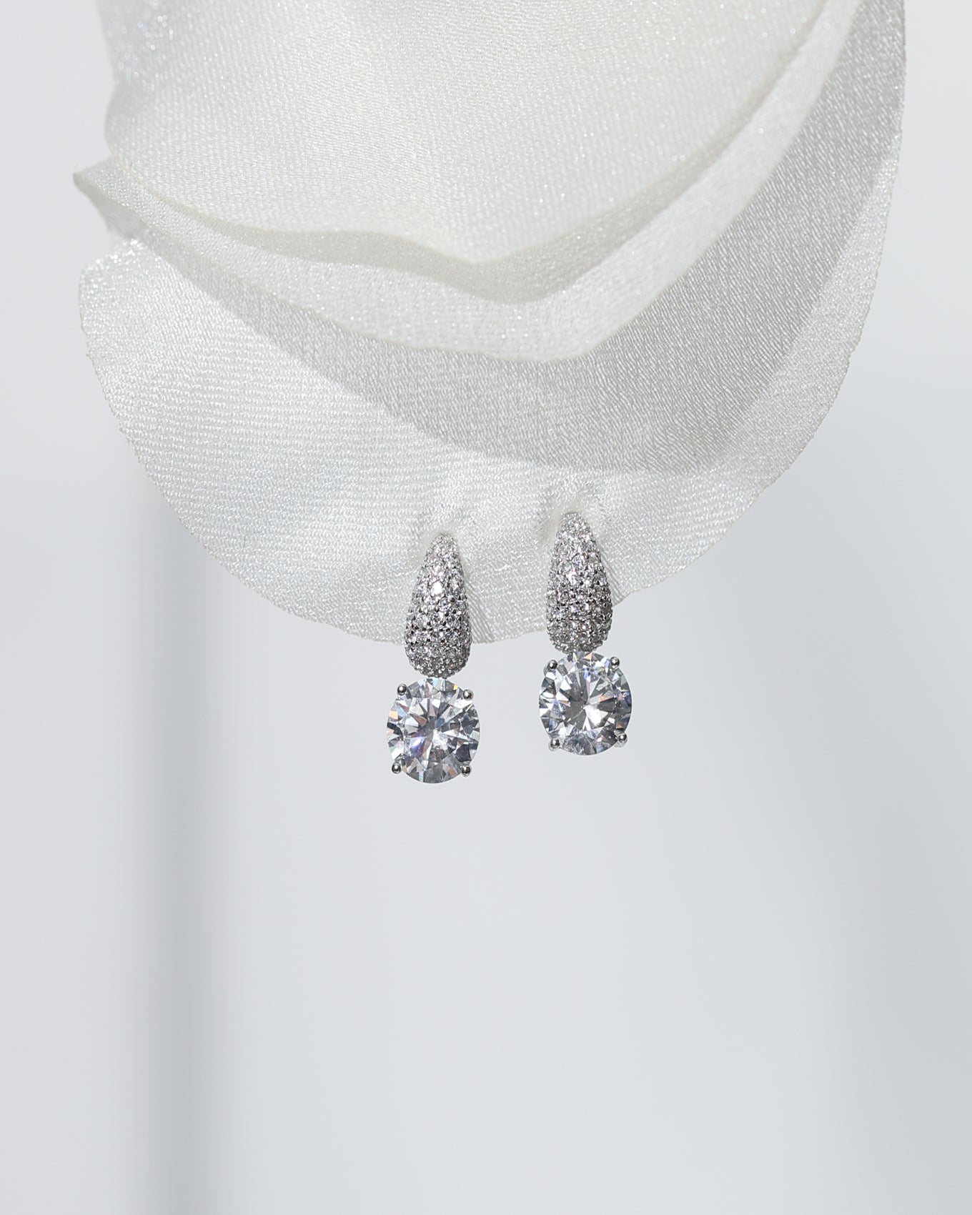 Cercei din argint rodiat si moissanit Celest Drop
