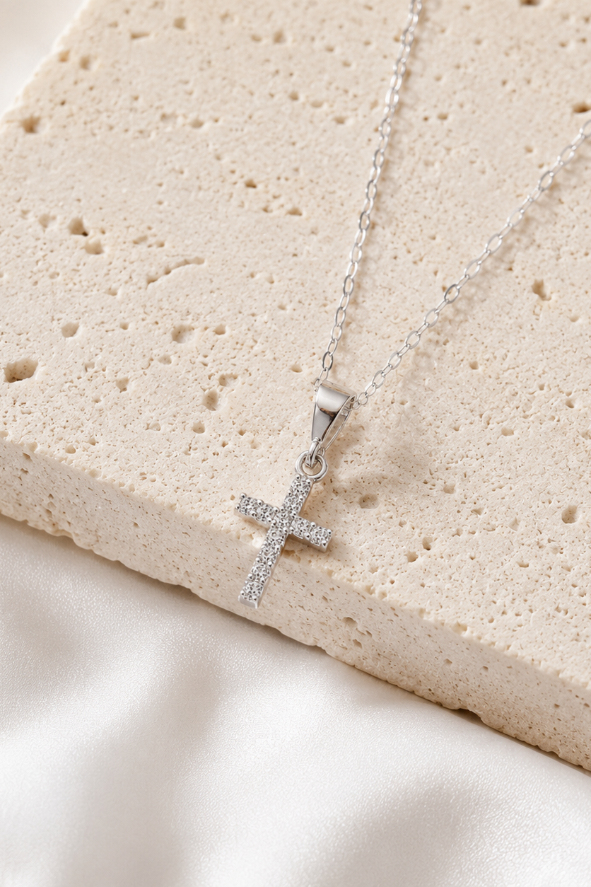 Colier Silver Cross din argint 925 cu cruce și Cubic Zirconia
