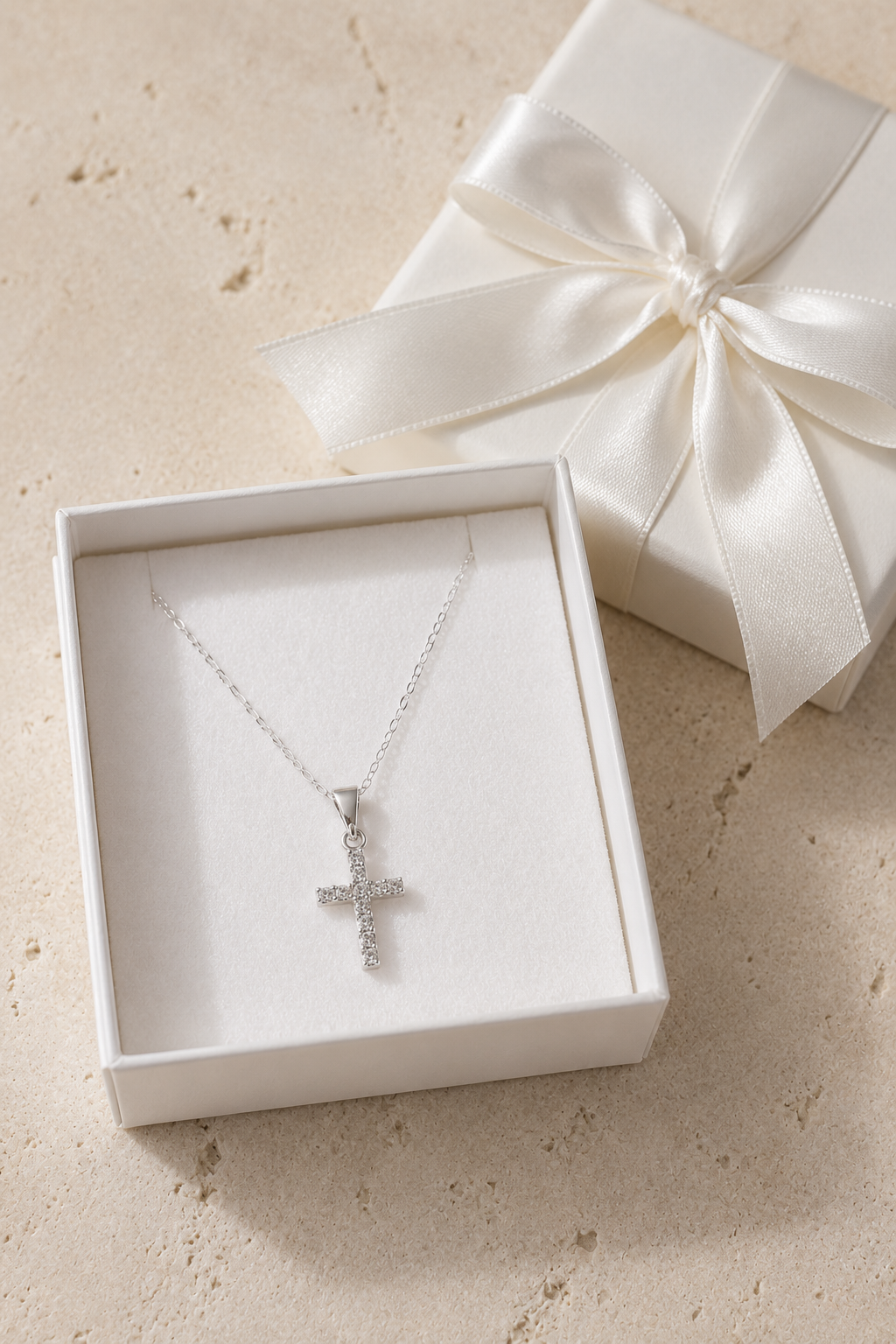 Colier Silver Cross în cutie-cadou ZENSO
