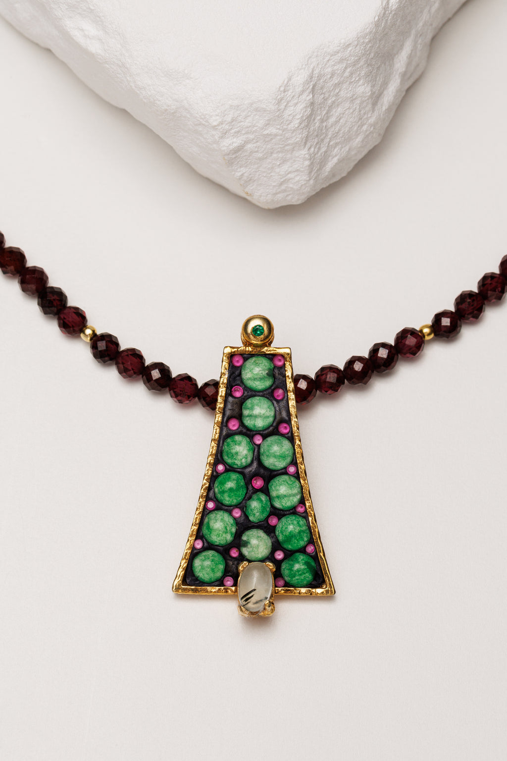 Colier granat Garnet Blossom Totem