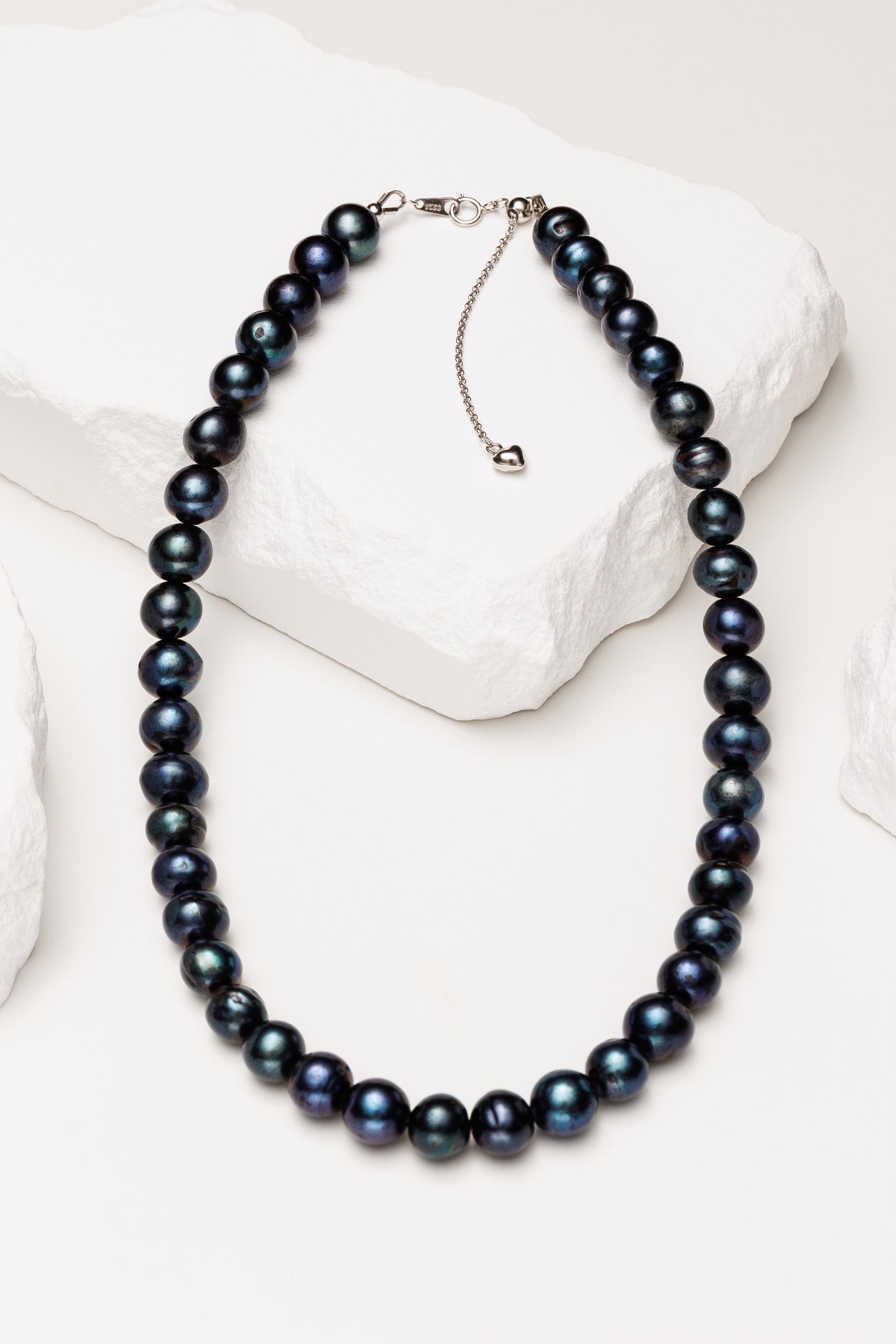 Colier perle naturale cultura negre Midnight Blue