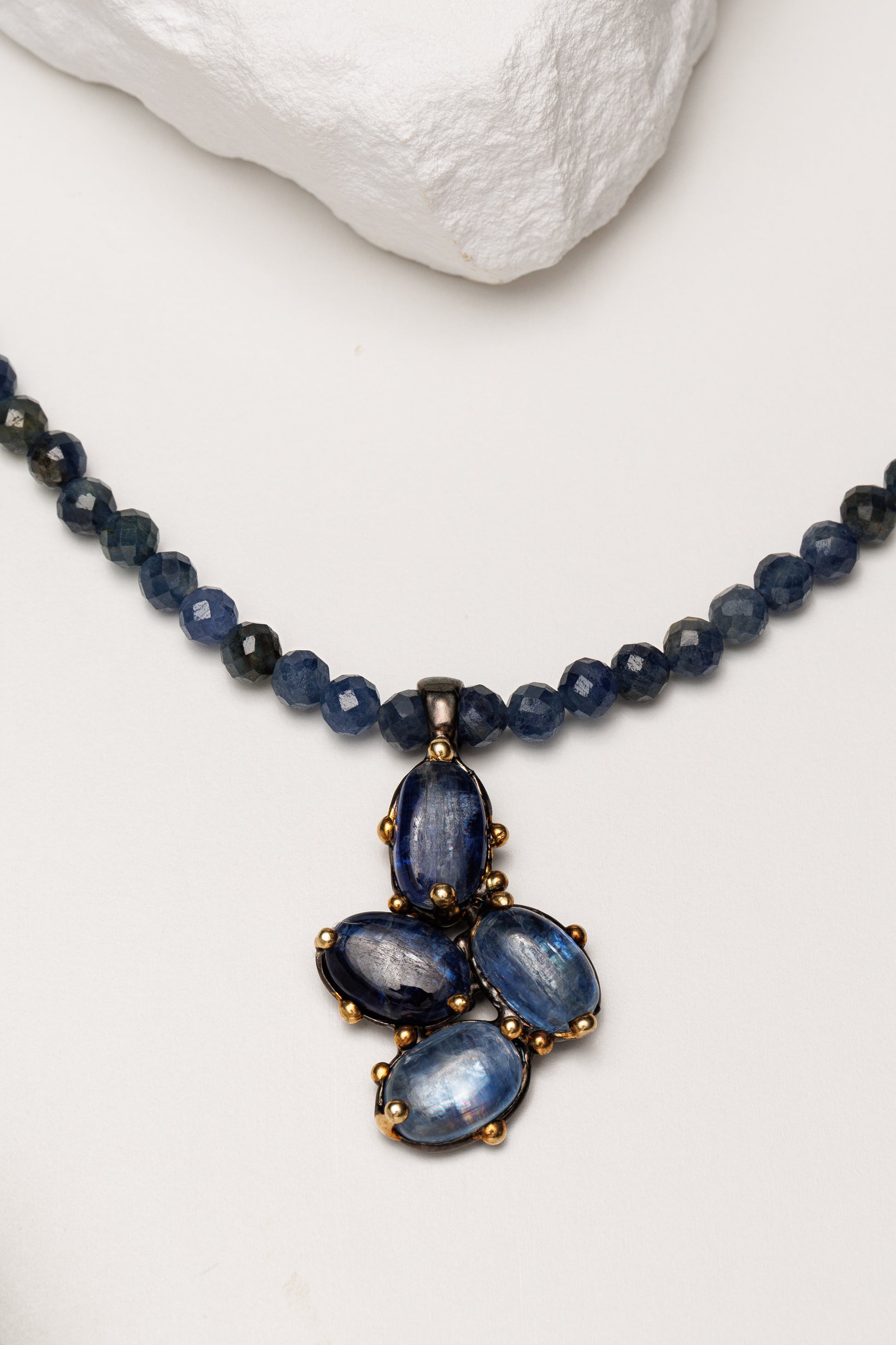 Colier safir Sapphire Totem