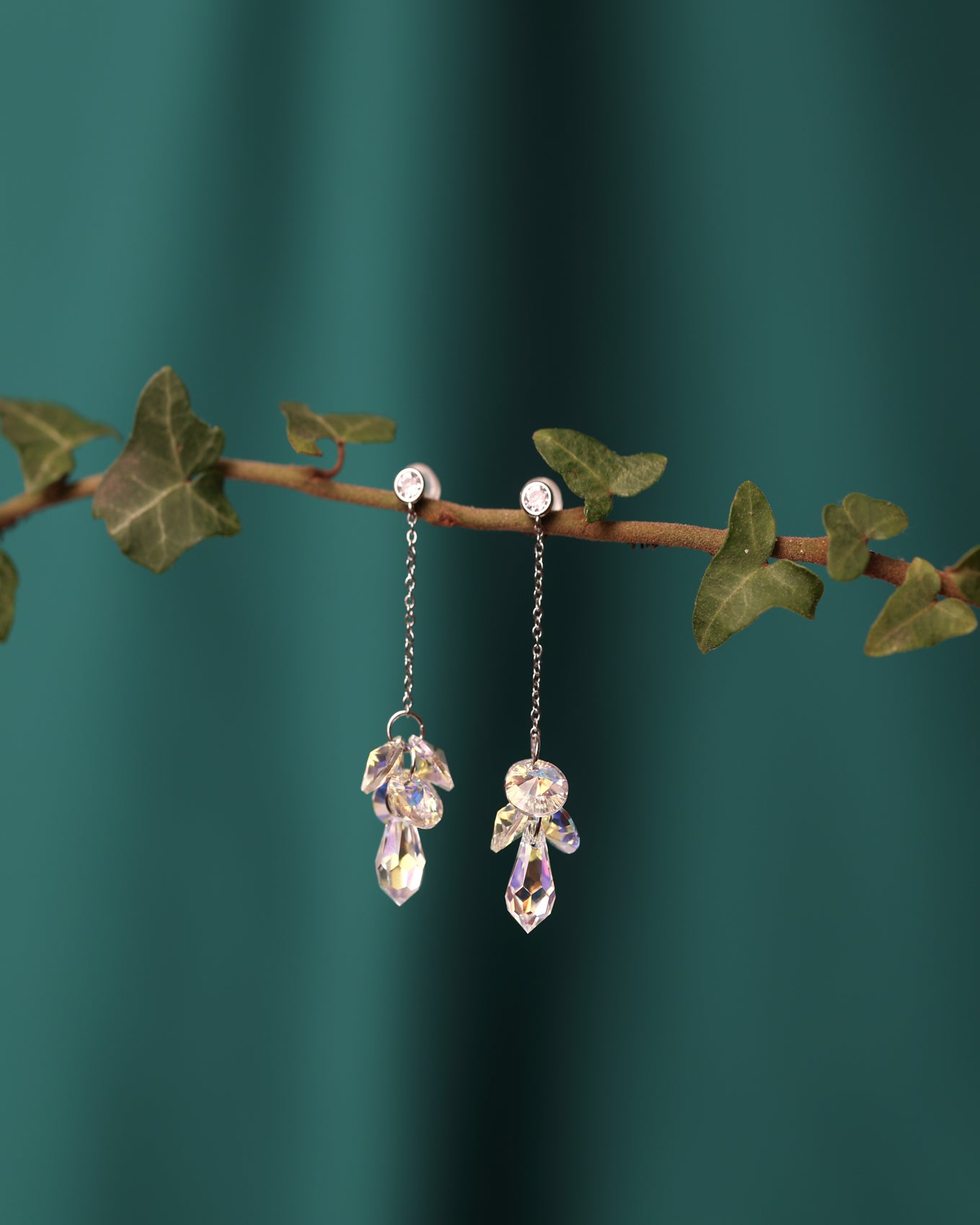 Cercei argint si cristale fatetate cu precizie optica ridicata Crystallized Whisperfall