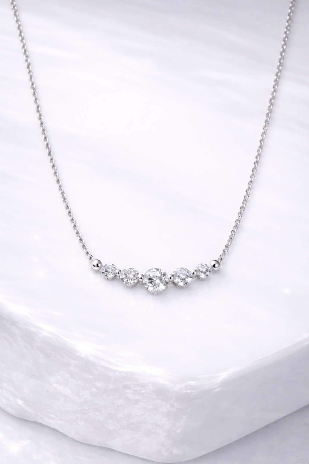 lant-argint-diamante-laborator