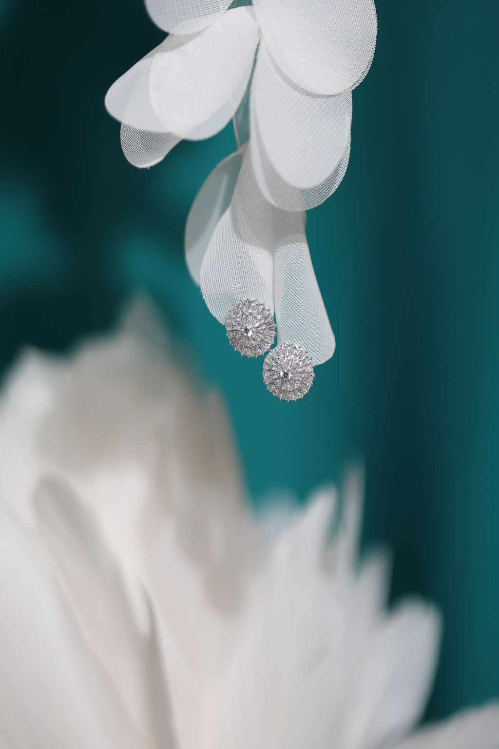 Cercei Frosted Crown din argint rodiat si zirconiu