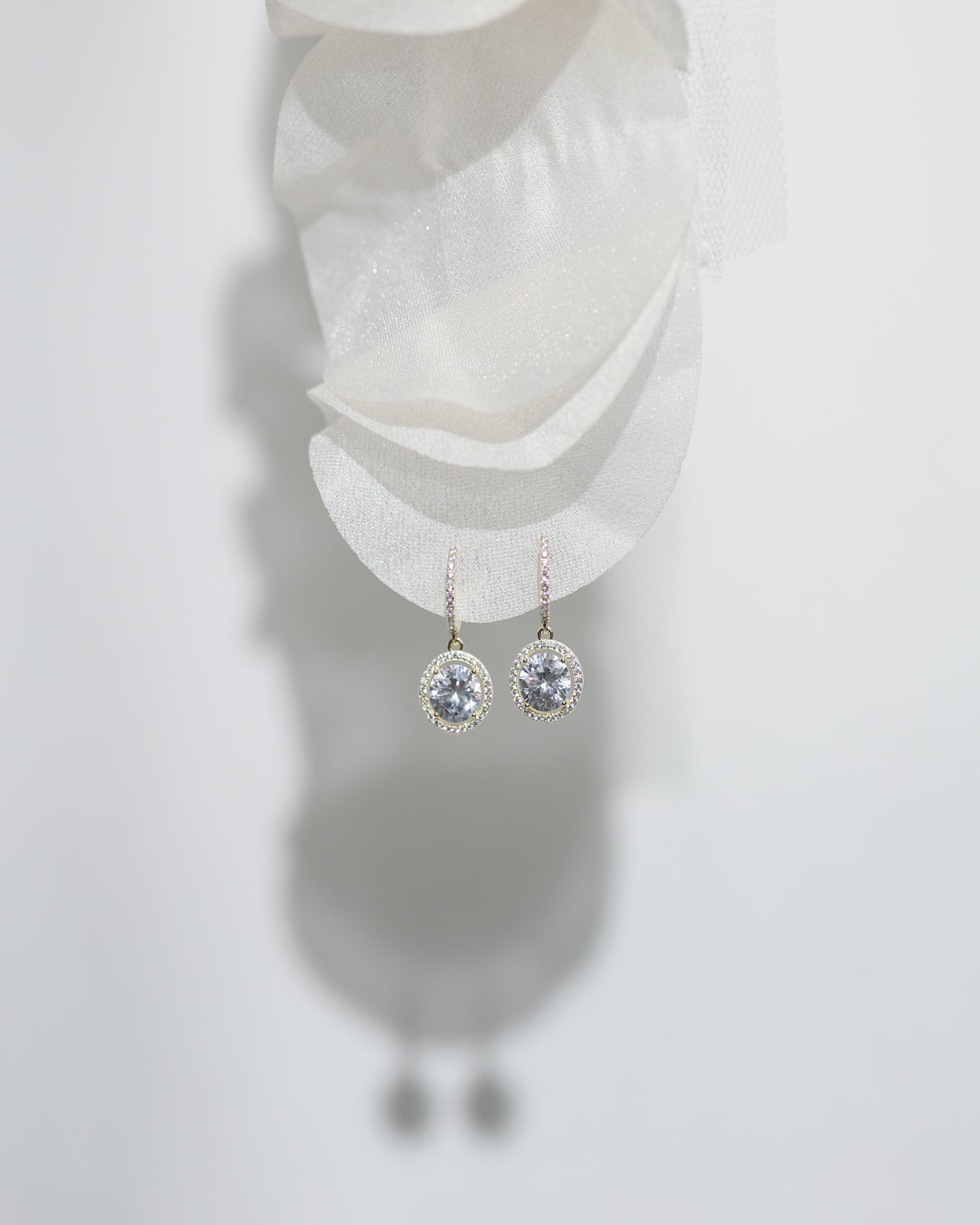 Cercei argint placat cu aur si moissanit Royal Gold Core