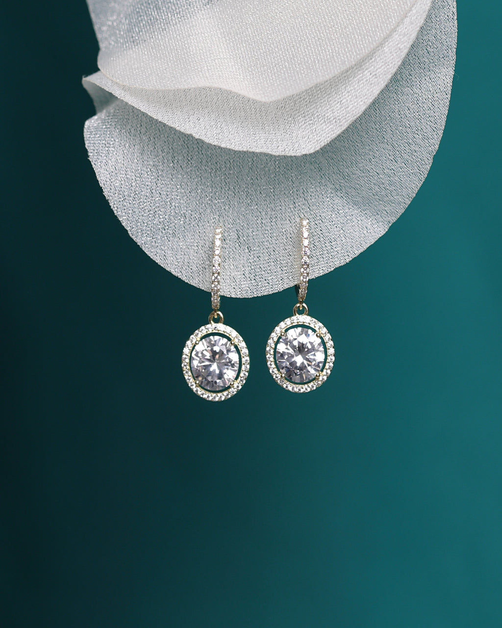 Cercei argint placat cu aur si moissanit Royal Gold Core