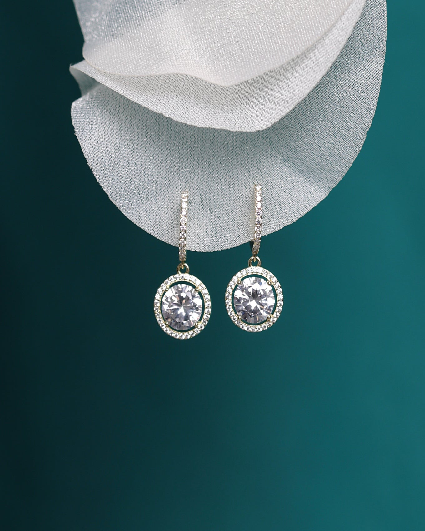 Cercei argint placat cu aur si moissanit Royal Gold Core