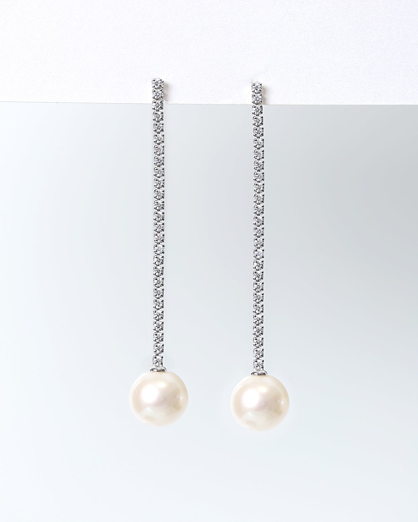 Cercei Silver Pearl Skyline